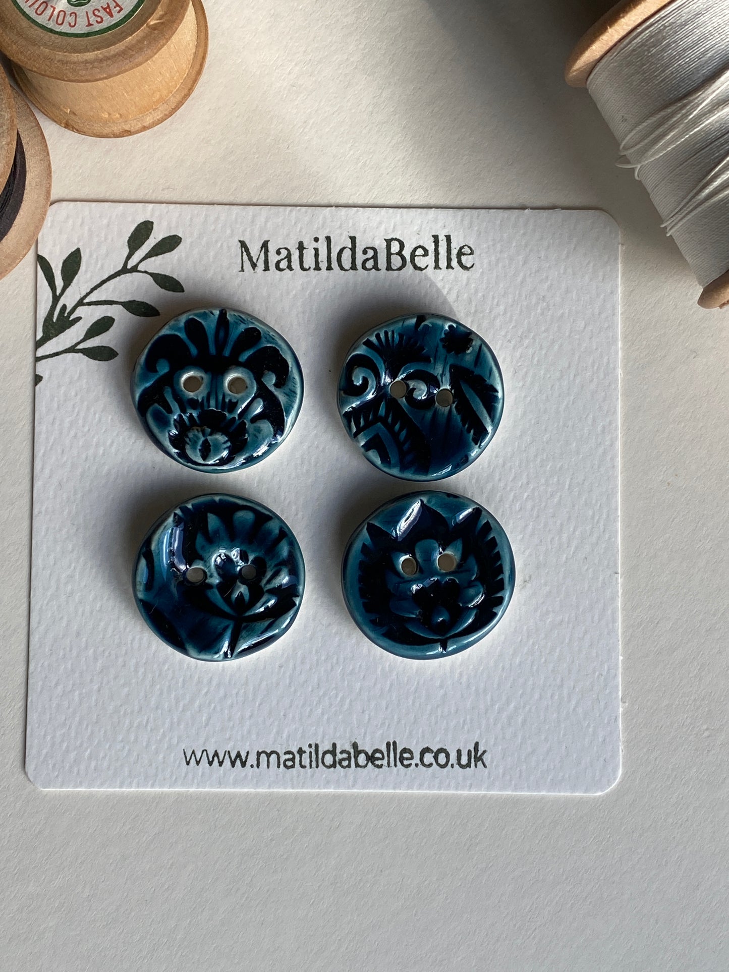 28mm Buttons, Botanical choice of Blue or Green set of 4