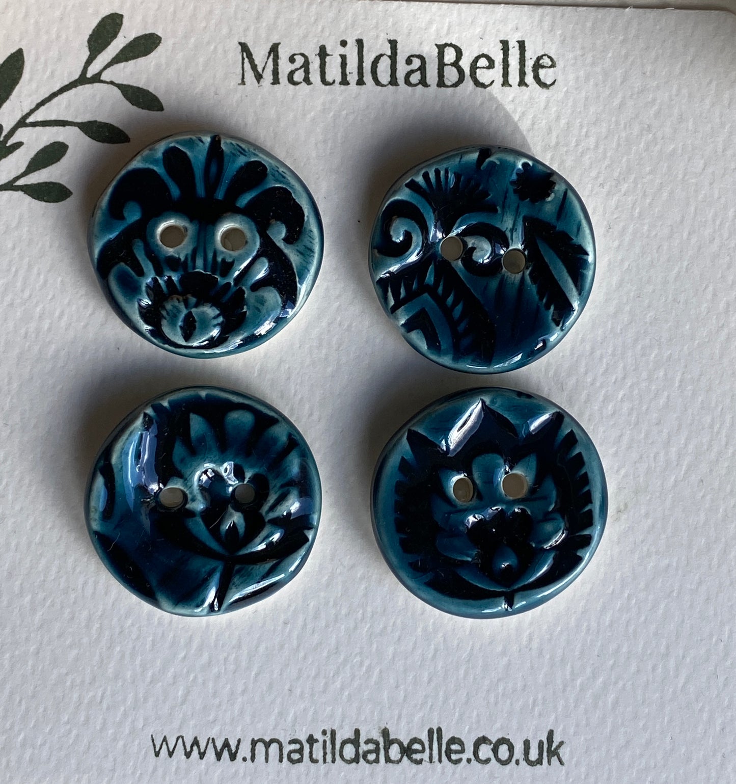 28mm Buttons, Botanical choice of Blue or Green set of 4