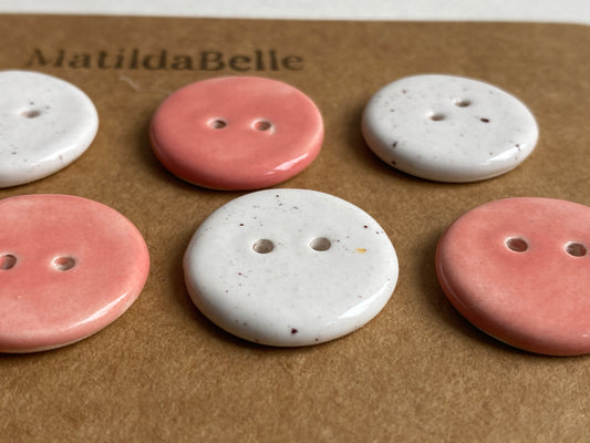 Buttons set of 8, 22mm rounds mixed pink and white