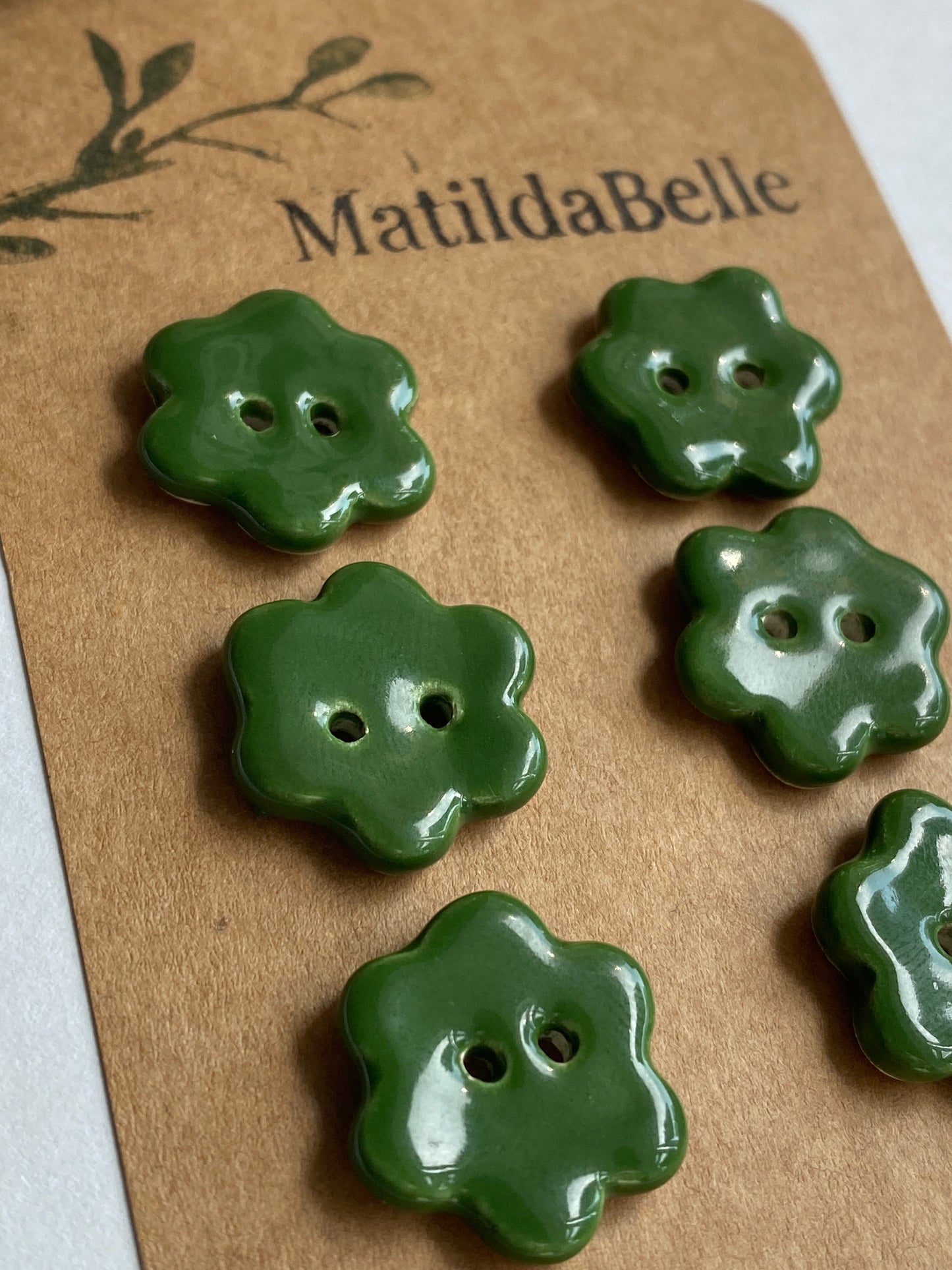 Flower Buttons Forest Green 20mm set of 6