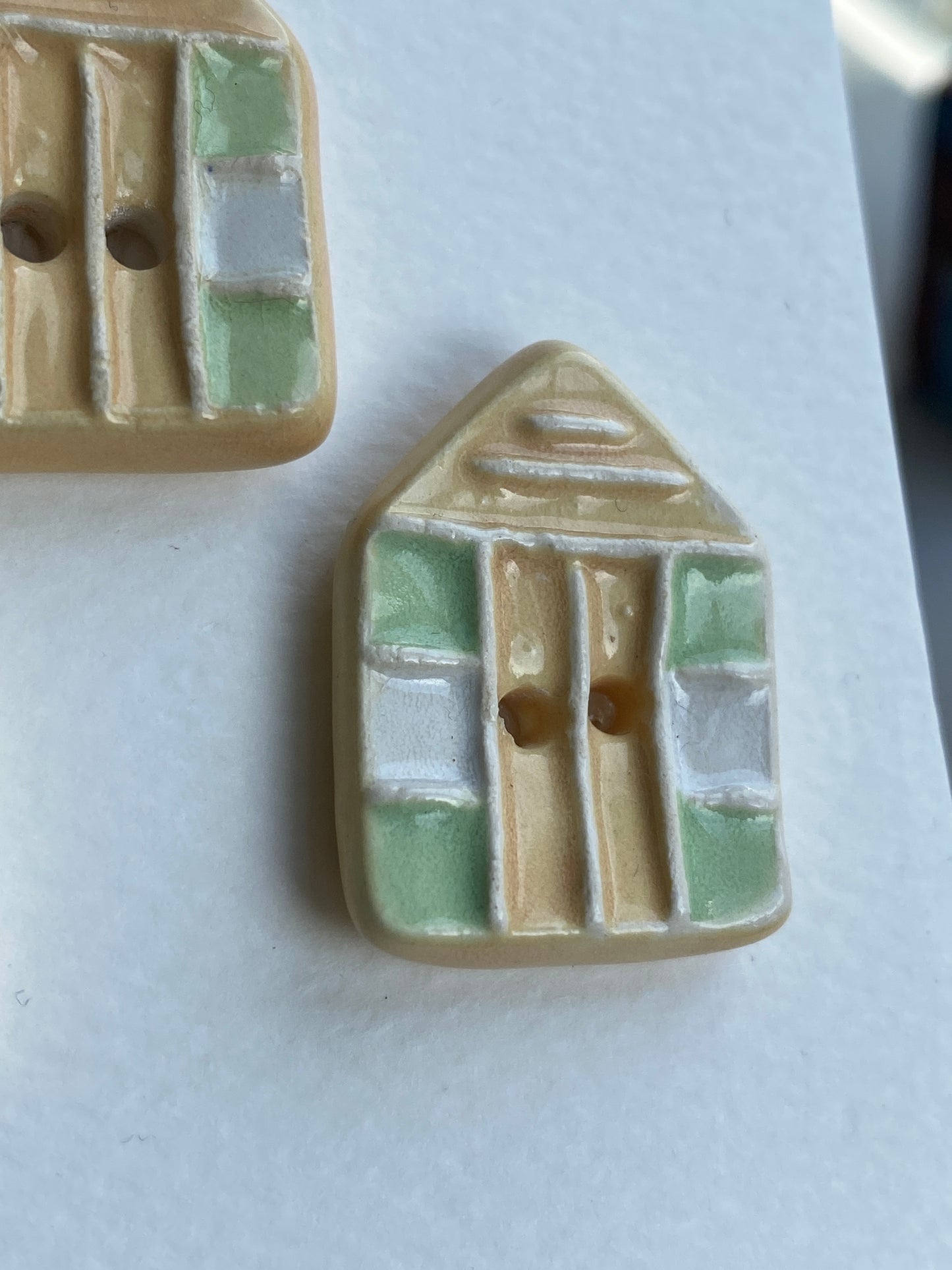 20mm x 27mm Beach Hut Buttons set of 4