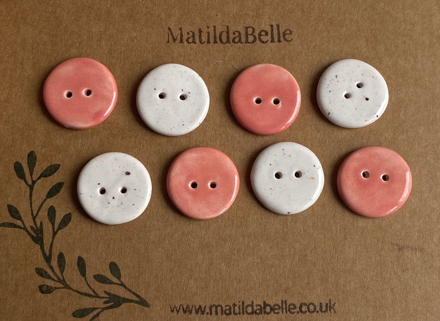 Buttons set of 8, 22mm rounds mixed pink and white