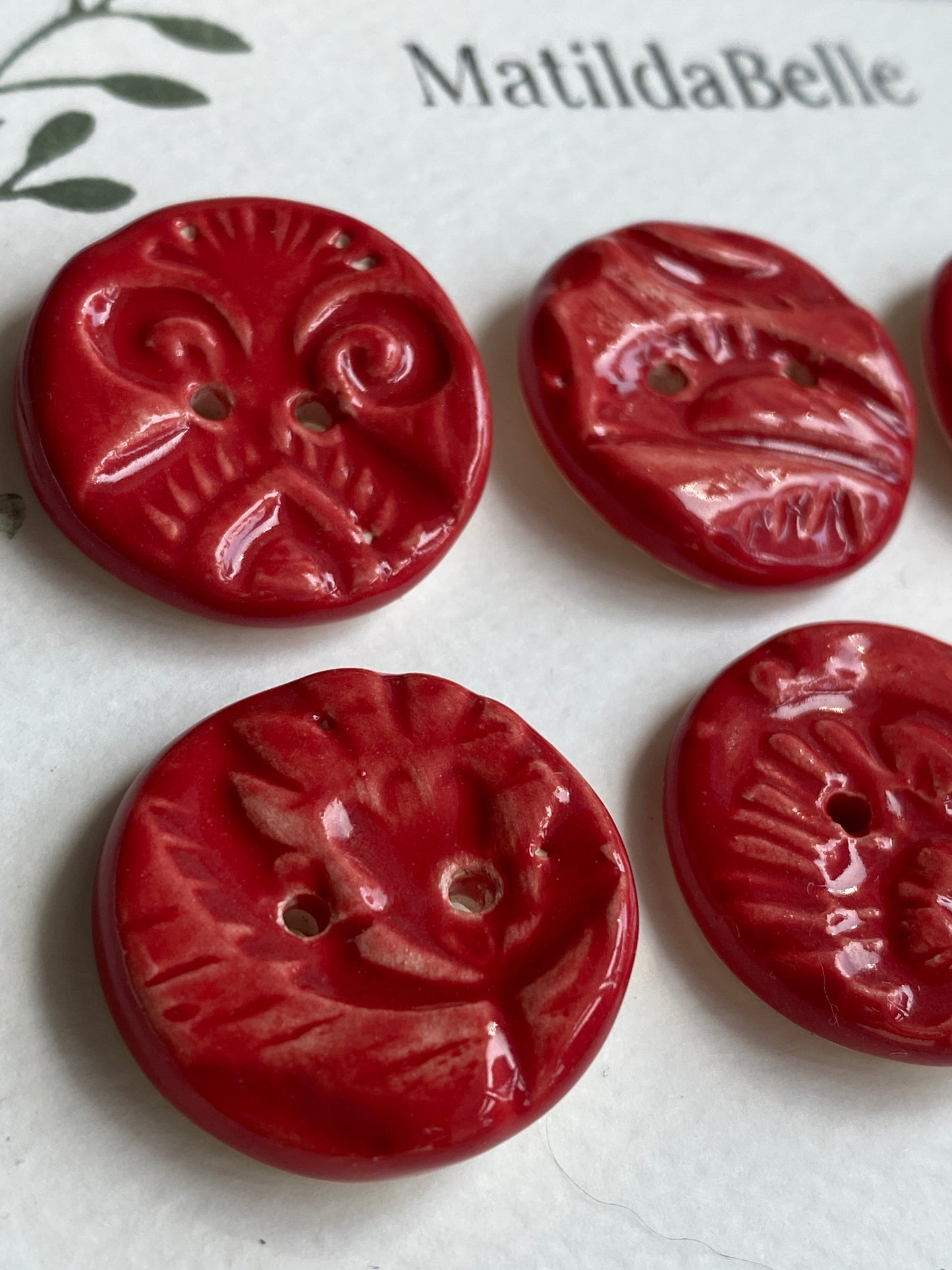28mm Set of 6 chunky botanical buttons Lip Red 26mm