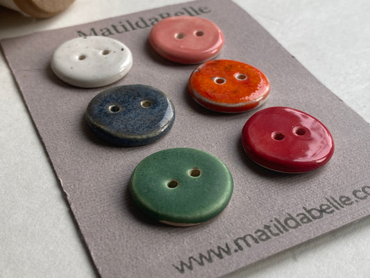 Buttons set of 6, 20mm rounds mixed colours
