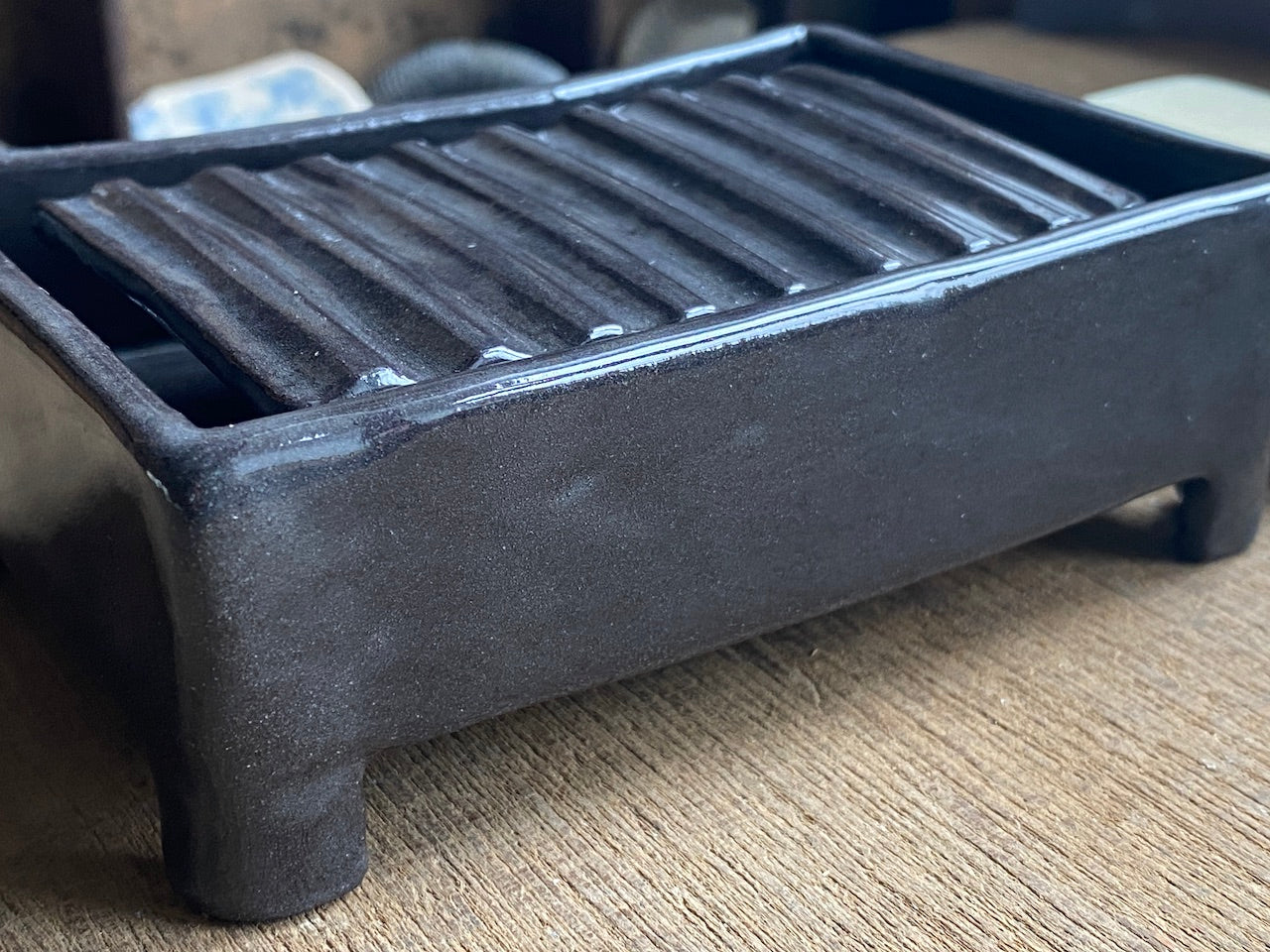 Luxury Two-Piece Pottery Soap Dish with Drainage