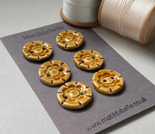 24mm Set of six vintage style handmade 24mm ceramic round buttons in Honey