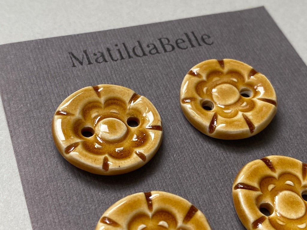 24mm Set of six vintage style handmade 24mm ceramic round buttons in Honey