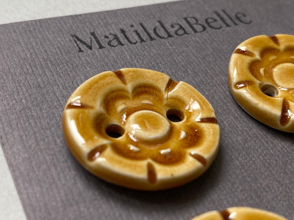 24mm Set of six vintage style handmade 24mm ceramic round buttons in Honey