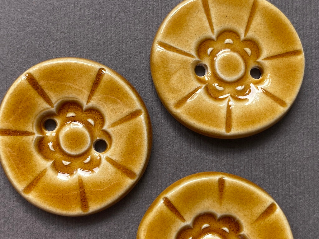 33mm Set of Three vintage style handmade ceramic large round buttons in Honey 33mm
