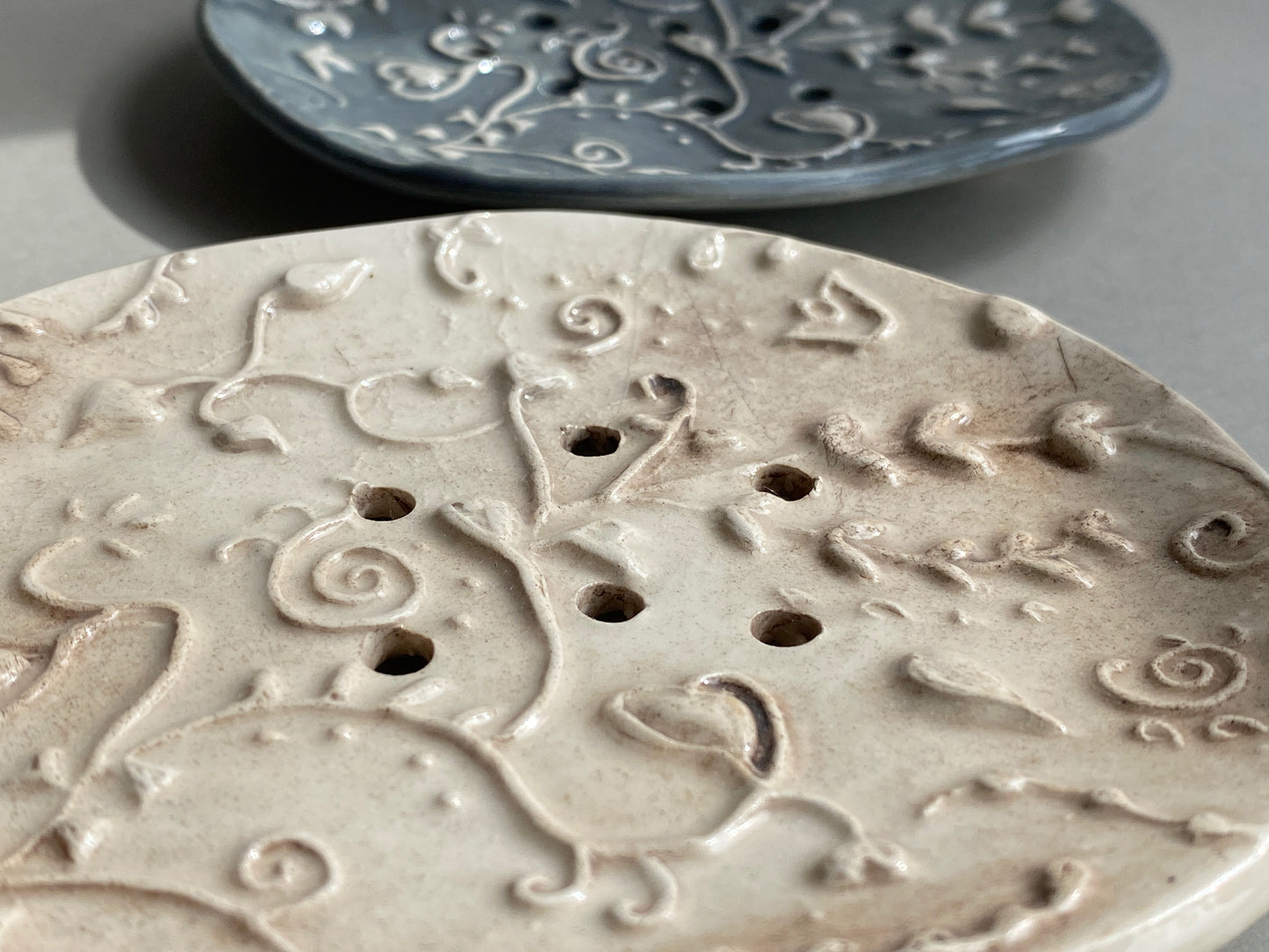 Handmade Oval Ceramic Botanical Soap Dishes choice of Two Colours