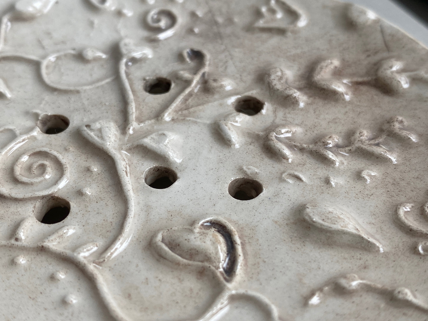 Handmade Oval Ceramic Botanical Soap Dishes choice of Two Colours