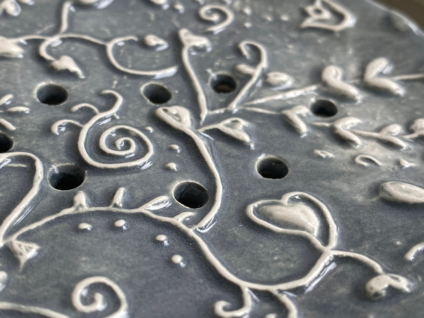 Handmade Oval Ceramic Botanical Soap Dishes choice of Two Colours