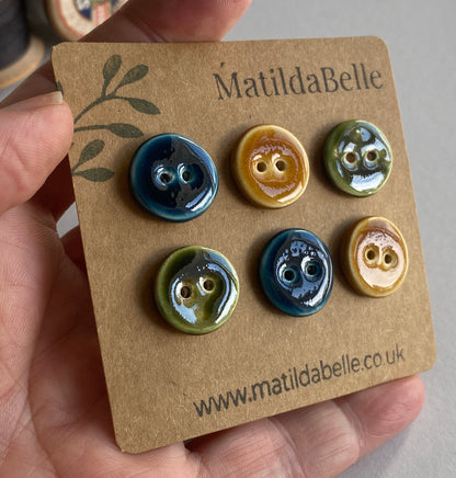 18mm Buttons set of 6, 18mm rounds mixed colours
