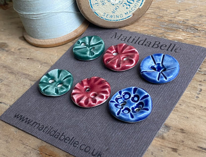 Set of six round handmade Ceramic buttons 17mm , vintage inspired