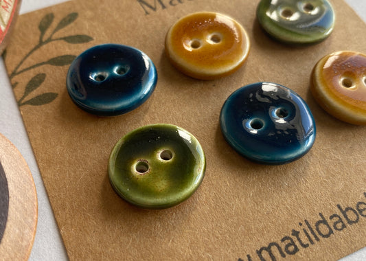 18mm Buttons set of 6, 18mm rounds mixed colours