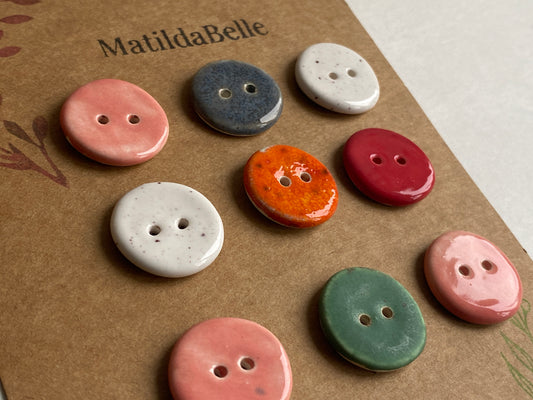 Buttons set of 9, 20mm rounds mixed colours