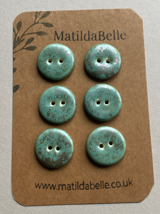 Set of 6 handmade round ceramic buttons 20mm green and gold 

