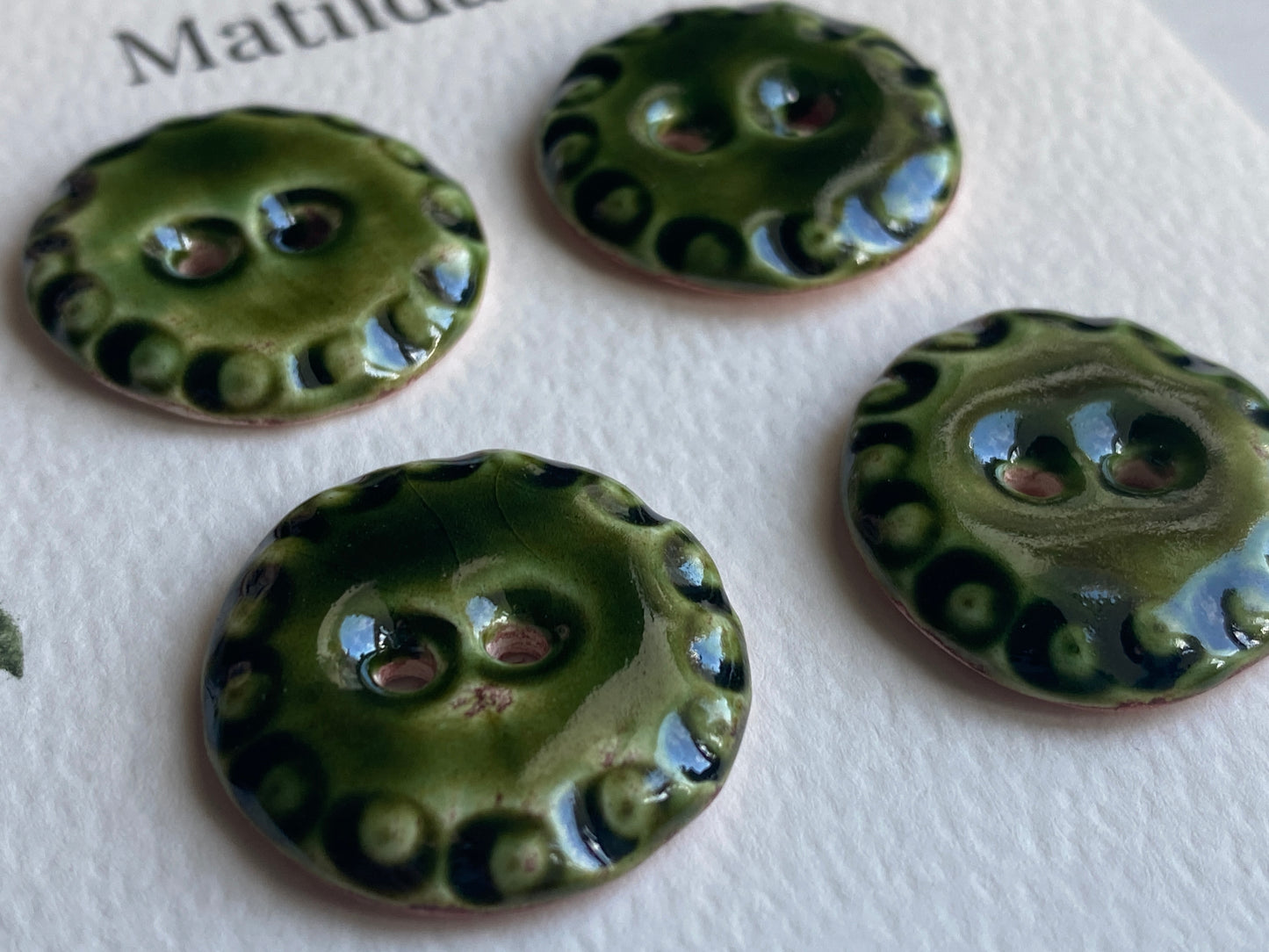 Vintage inspired 24mm Round Buttons set of four, Olive Green