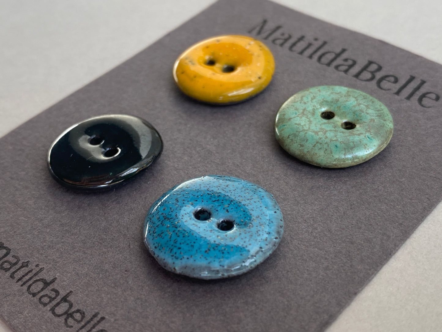 Buttons Rustic Set of Four 18-20mm