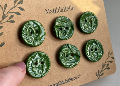 28mm Set of 6 chunky botanical buttons Forest Green 28mm