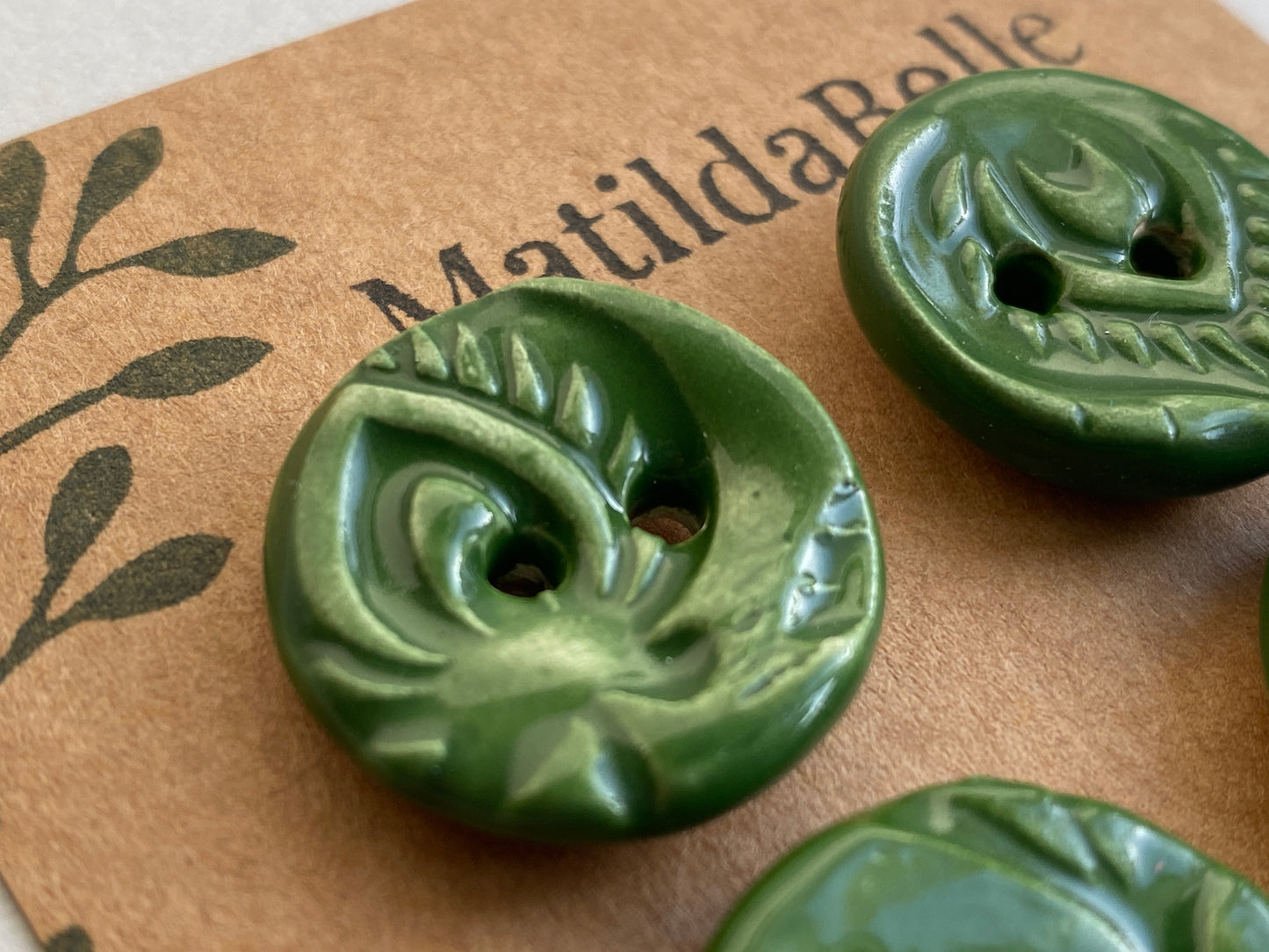 22mm Set of 6 chunky botanical buttons Forest Green 22mm