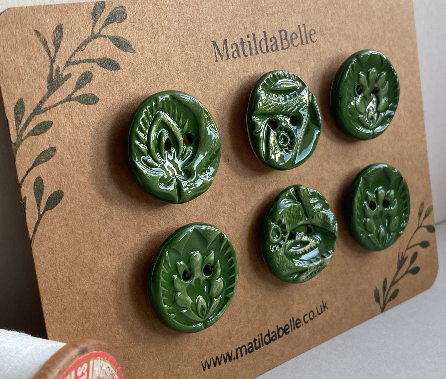 28mm Set of 6 chunky botanical buttons Forest Green 28mm