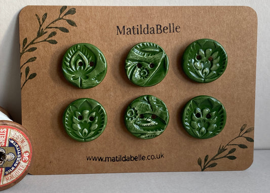 28mm Set of 6 chunky botanical buttons Forest Green 28mm