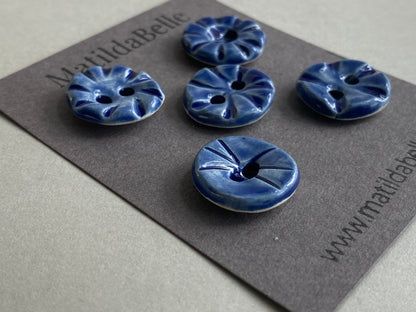 Buttons 18mm round set of five handmade ceramic in Blue