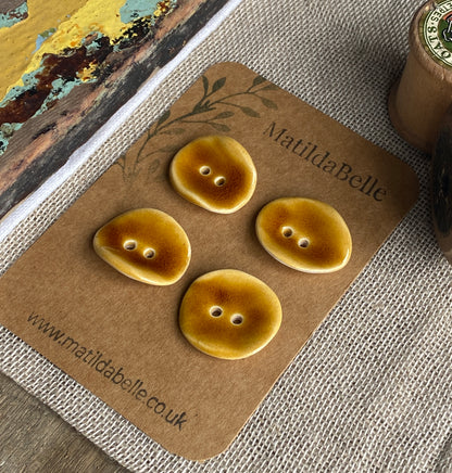 Set of 4 Round Curled Buttons - Rich Honey Glaze