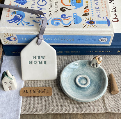 A Little Housewarming Gift Box