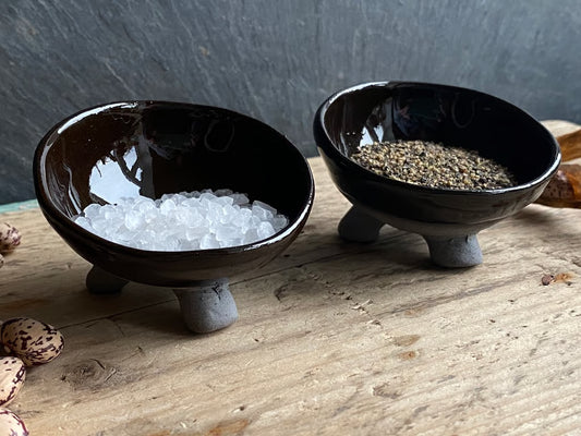 Handmade Ceramic Pinch Pots – Salt & Seasoning Bowls